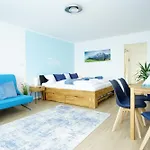 Relax - Allgaeu I Berge I Familien I Paare I Business I Wellness I Wlan I Parkplatz Appartement *