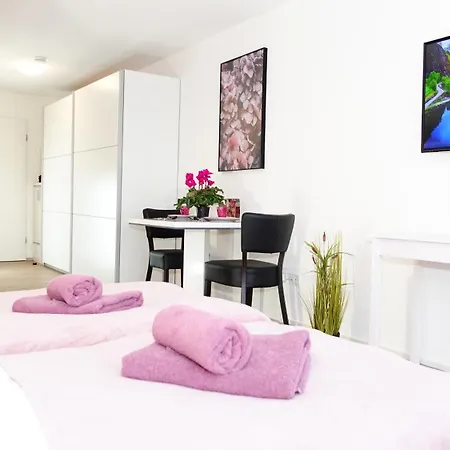 Apartment Relax - Mit Pool Und Sauna *